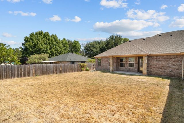 220 St Charles Drive B, Springtown, TX 76082