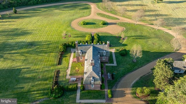 1425 TWIGGS FERRY RD, Hartfield, VA 23071