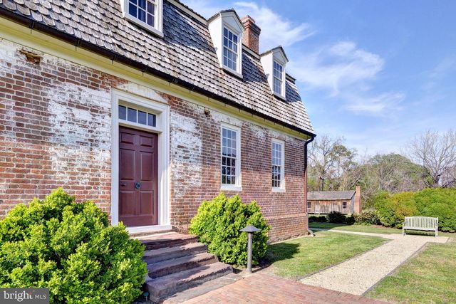 1425 TWIGGS FERRY RD, Hartfield, VA 23071