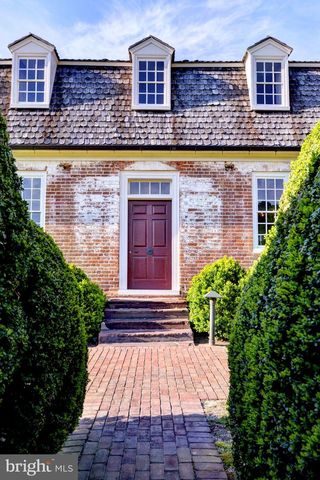 1425 TWIGGS FERRY RD, Hartfield, VA 23071