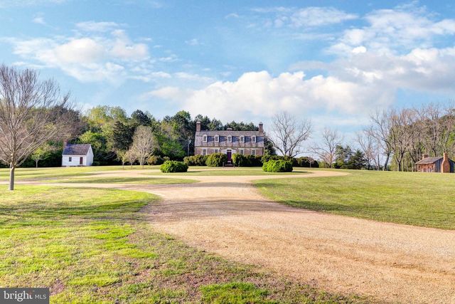 1425 TWIGGS FERRY RD, Hartfield, VA 23071