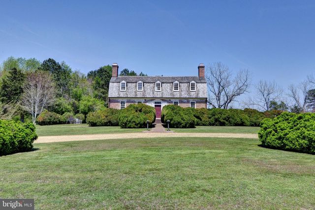 1425 TWIGGS FERRY RD, Hartfield, VA 23071