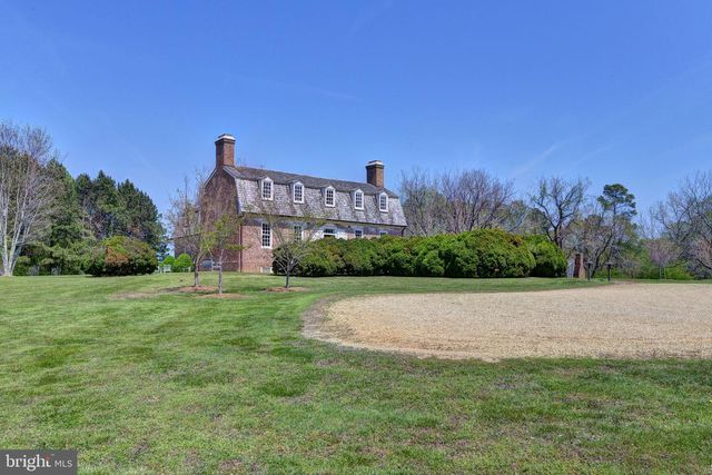 1425 TWIGGS FERRY RD, Hartfield, VA 23071