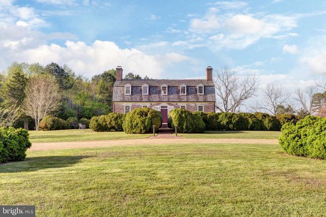 1425 TWIGGS FERRY RD, Hartfield, VA 23071