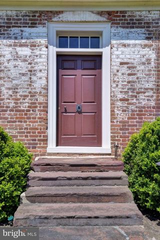 1425 TWIGGS FERRY RD, Hartfield, VA 23071