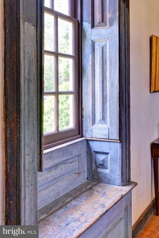 1425 TWIGGS FERRY RD, Hartfield, VA 23071