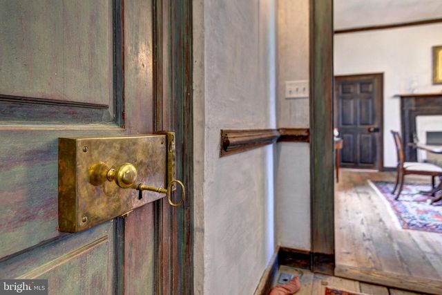 1425 TWIGGS FERRY RD, Hartfield, VA 23071