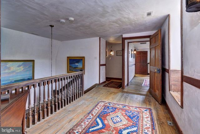 1425 TWIGGS FERRY RD, Hartfield, VA 23071