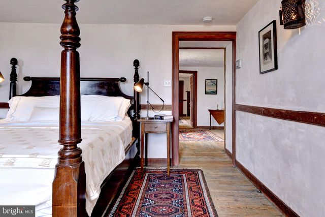 1425 TWIGGS FERRY RD, Hartfield, VA 23071