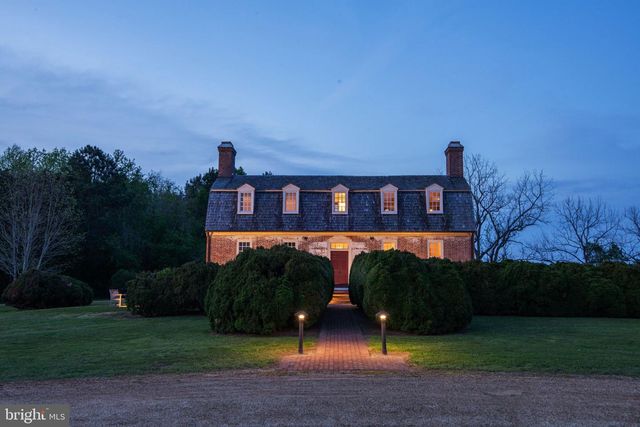 1425 TWIGGS FERRY RD, Hartfield, VA 23071