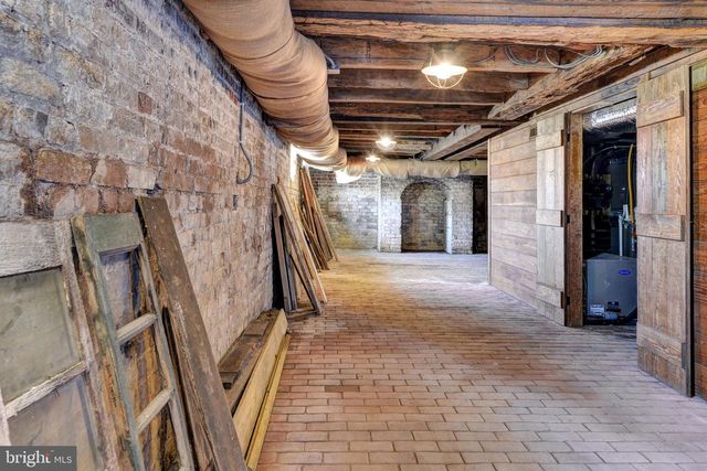 1425 TWIGGS FERRY RD, Hartfield, VA 23071