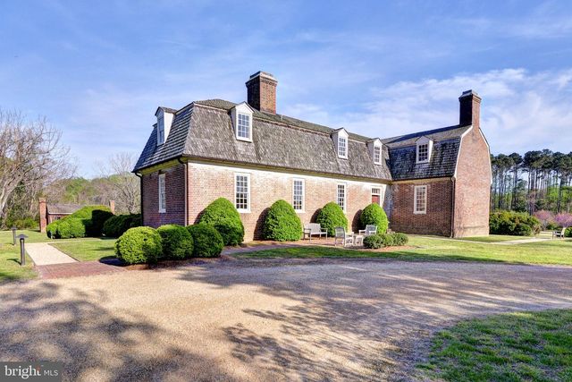 1425 TWIGGS FERRY RD, Hartfield, VA 23071