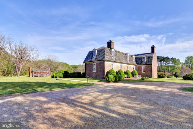 1425 TWIGGS FERRY RD, Hartfield, VA 23071