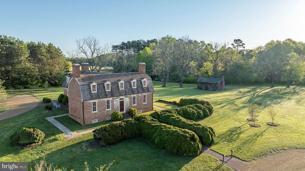 1425 TWIGGS FERRY RD, Hartfield, VA 23071