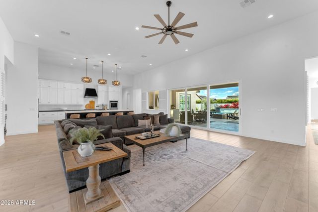 19690 E VALLEJO Street, Queen Creek, AZ 85142
