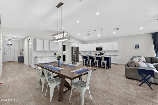 8942 N 15TH Lane, Phoenix, AZ 85021