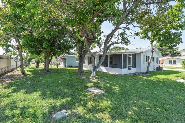 4918 NW 56th Ct, Tamarac, FL 33319