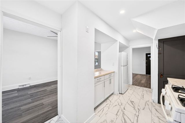 727 Vermont Ave, Glassport, PA 15045