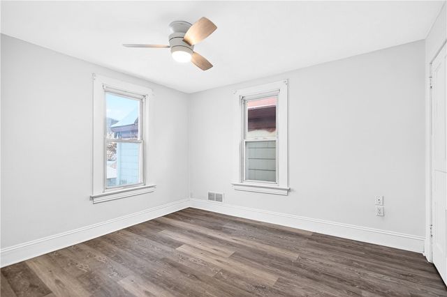 727 Vermont Ave, Glassport, PA 15045