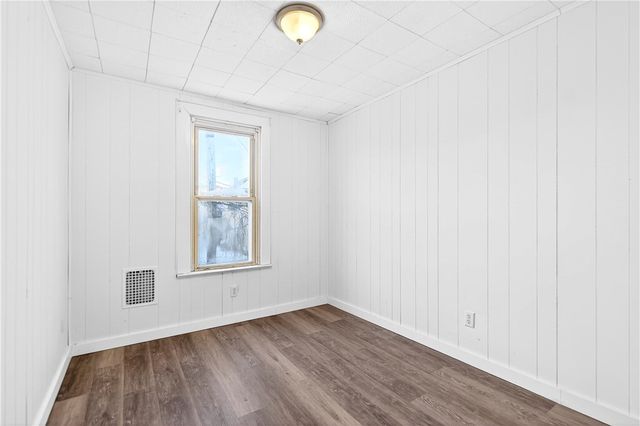 727 Vermont Ave, Glassport, PA 15045