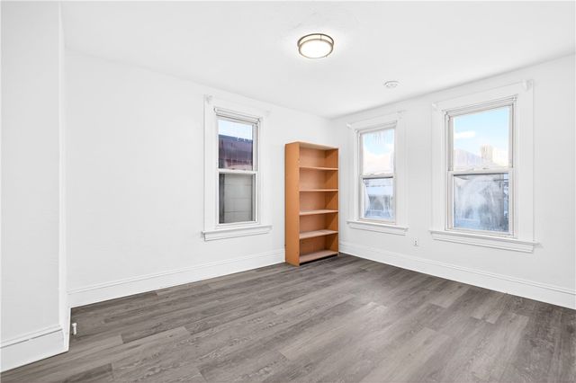 727 Vermont Ave, Glassport, PA 15045