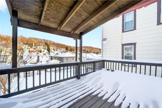 727 Vermont Ave, Glassport, PA 15045