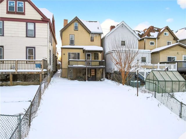 727 Vermont Ave, Glassport, PA 15045