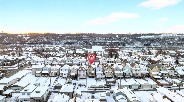 727 Vermont Ave, Glassport, PA 15045