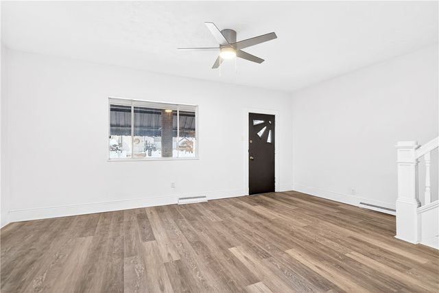 727 Vermont Ave, Glassport, PA 15045