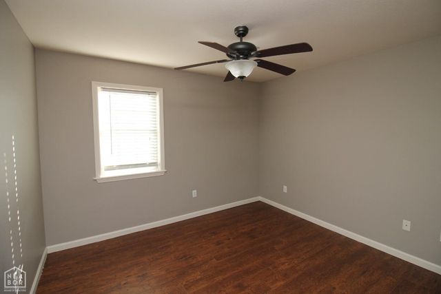 1102 William Hall Drive, Paragould, AR 72450