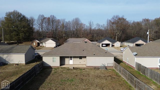 1102 William Hall Drive, Paragould, AR 72450