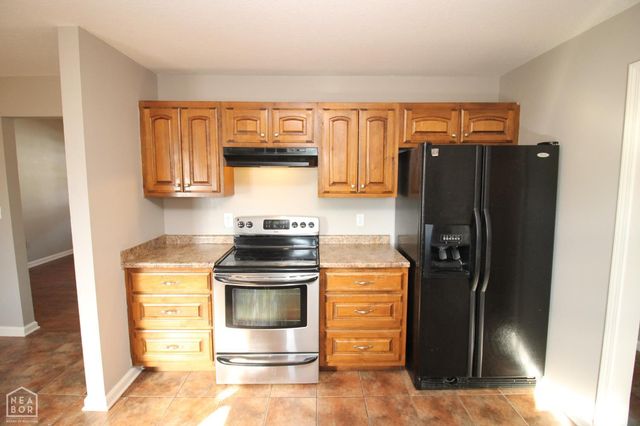 1102 William Hall Drive, Paragould, AR 72450