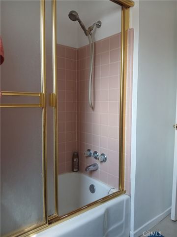 7650 Wilbur Avenue, Reseda, CA 91335