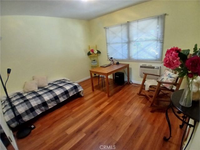 7650 Wilbur Avenue, Reseda, CA 91335