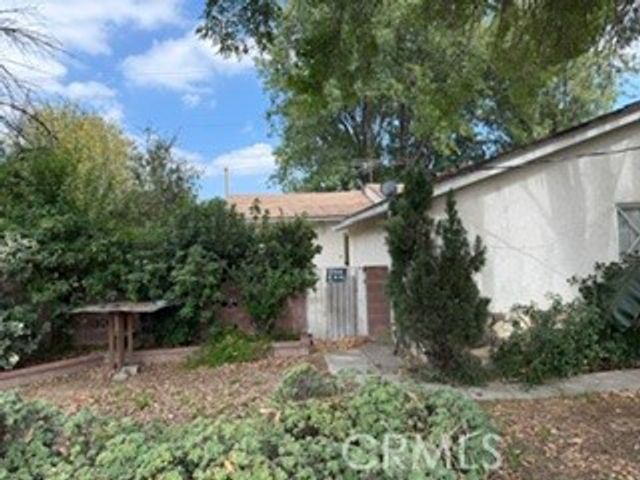 7650 Wilbur Avenue, Reseda, CA 91335
