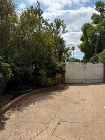 7650 Wilbur Avenue, Reseda, CA 91335