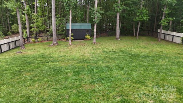 2656 Lee Lawing Road, Lincolnton, NC 28092