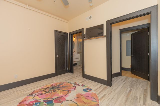 301 Main St Apt D, Evansville, IN 47708