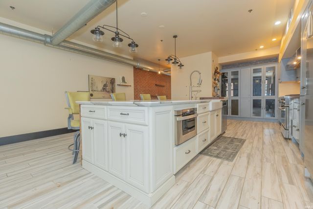 301 Main St Apt D, Evansville, IN 47708