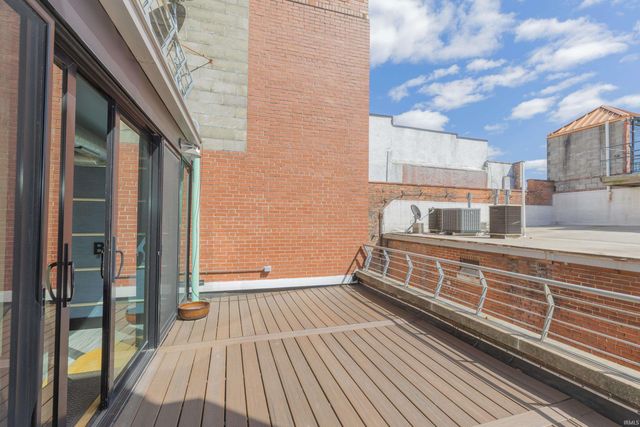 301 Main St Apt D, Evansville, IN 47708