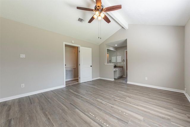 1304 Piney Woods Drive, Friendswood, TX 77546