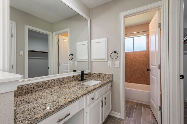 1304 Piney Woods Drive, Friendswood, TX 77546