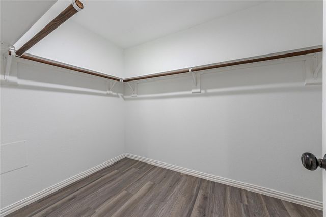 1304 Piney Woods Drive, Friendswood, TX 77546