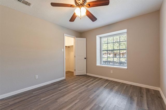 1304 Piney Woods Drive, Friendswood, TX 77546