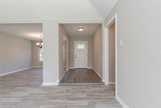 1304 Piney Woods Drive, Friendswood, TX 77546