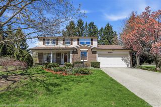 3380 Innsbrook Court, Rochester Hills, MI 48309