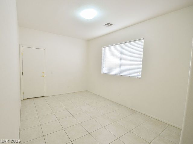 10325 WHISPY WILLOW Way, Las Vegas, NV 89135