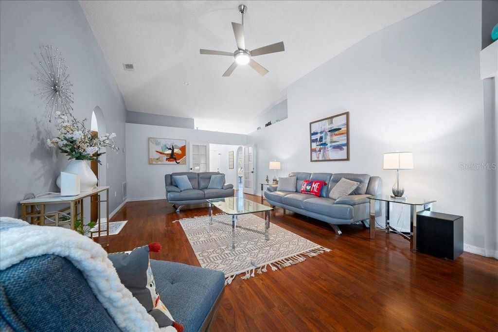 Image 15 of property listing at 11316 CAMUS LANE, Orlando, FL 32824