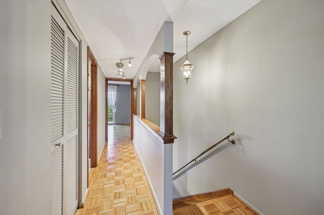 1200 Nicollet Mall 426, Minneapolis, MN 55403