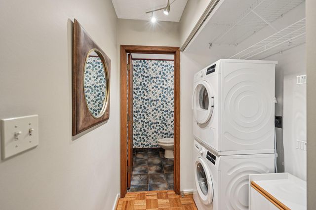 1200 Nicollet Mall 426, Minneapolis, MN 55403